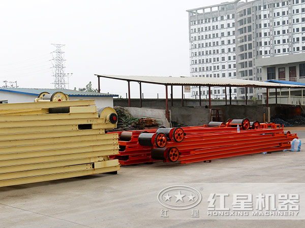 皮帶輸送機(jī)