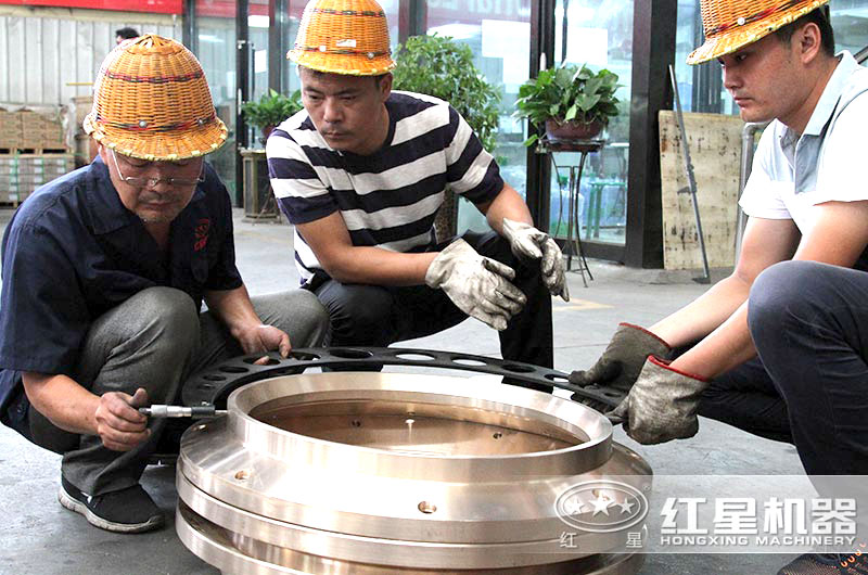 專注、用心，每個(gè)細(xì)節(jié)嚴(yán)格要求