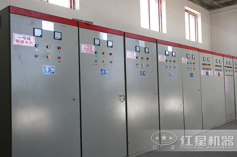 顎式破石機(jī)客戶操作間——智能操控、一鍵啟停