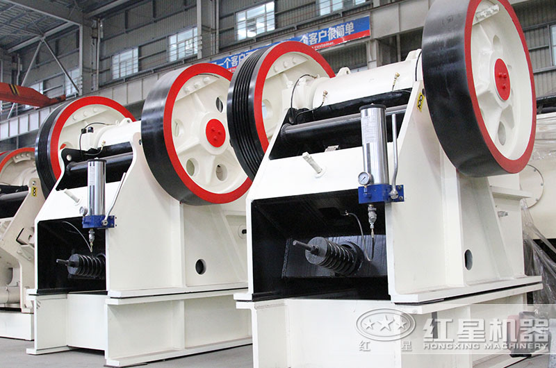 顎式破碎機(jī)，牢固可靠