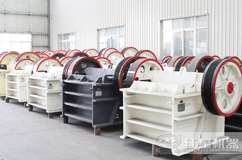 顎式破碎機型號齊全，等你選擇