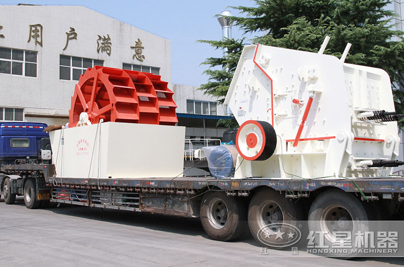 1520反擊破碎機(jī)發(fā)貨啦！前往山東！